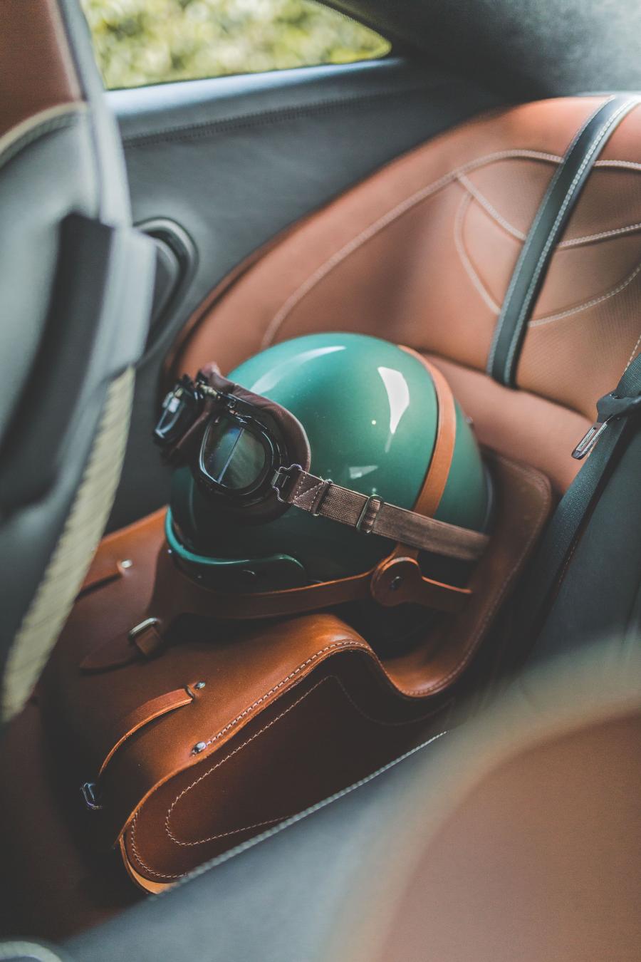 Интерьер Aston Martin DBS "59" by Q 2019 года  (фото 15 из 15)